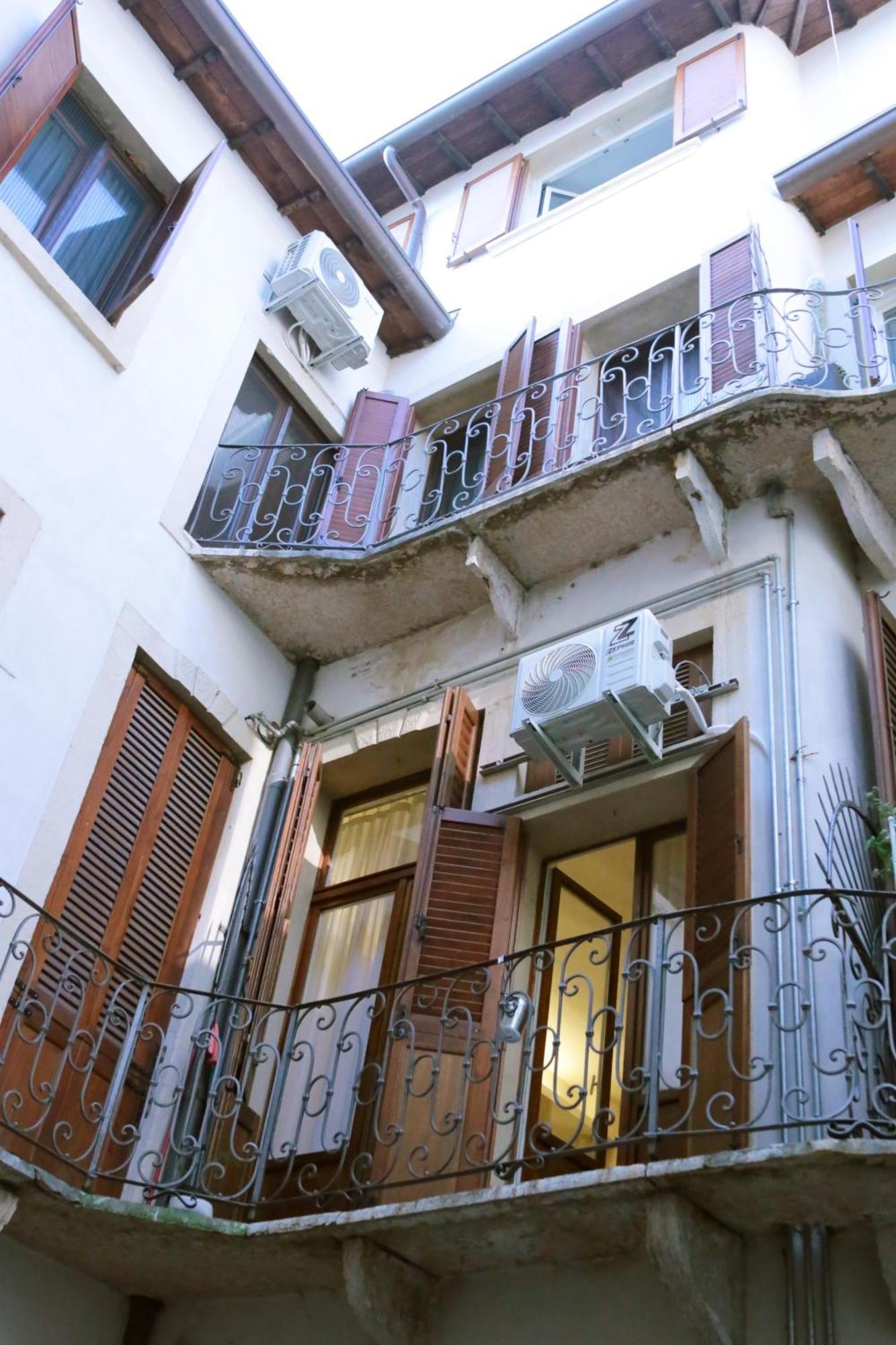 Ferienwohnung Dimora San Fermo 11 Verona Exterior foto